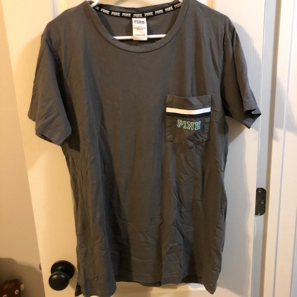 PINK Victoria’s Secret t-shirt